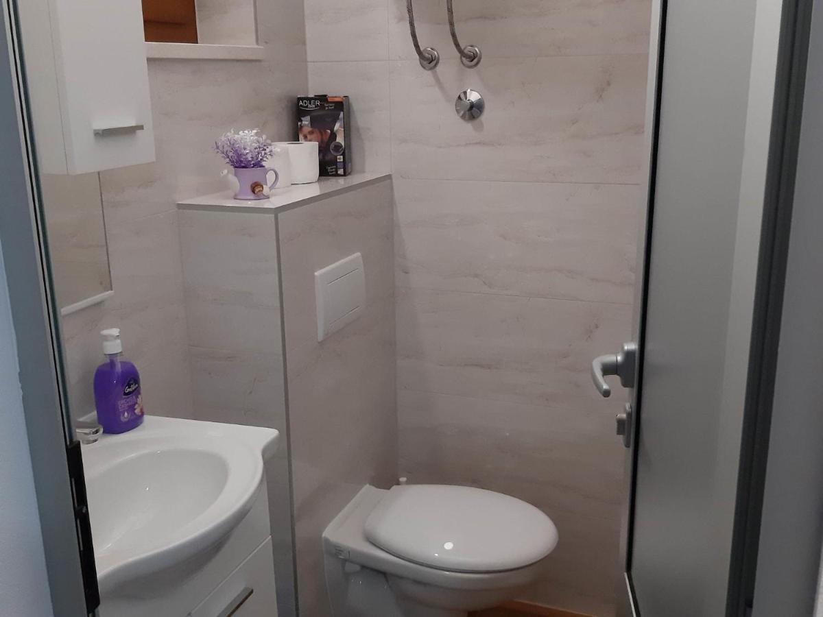 Apartments Franka Саплунара Екстериор снимка