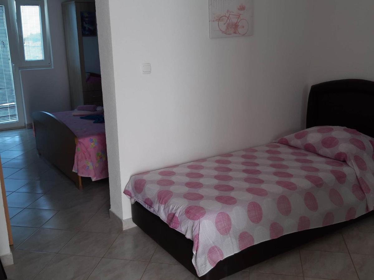 Apartments Franka Саплунара Екстериор снимка
