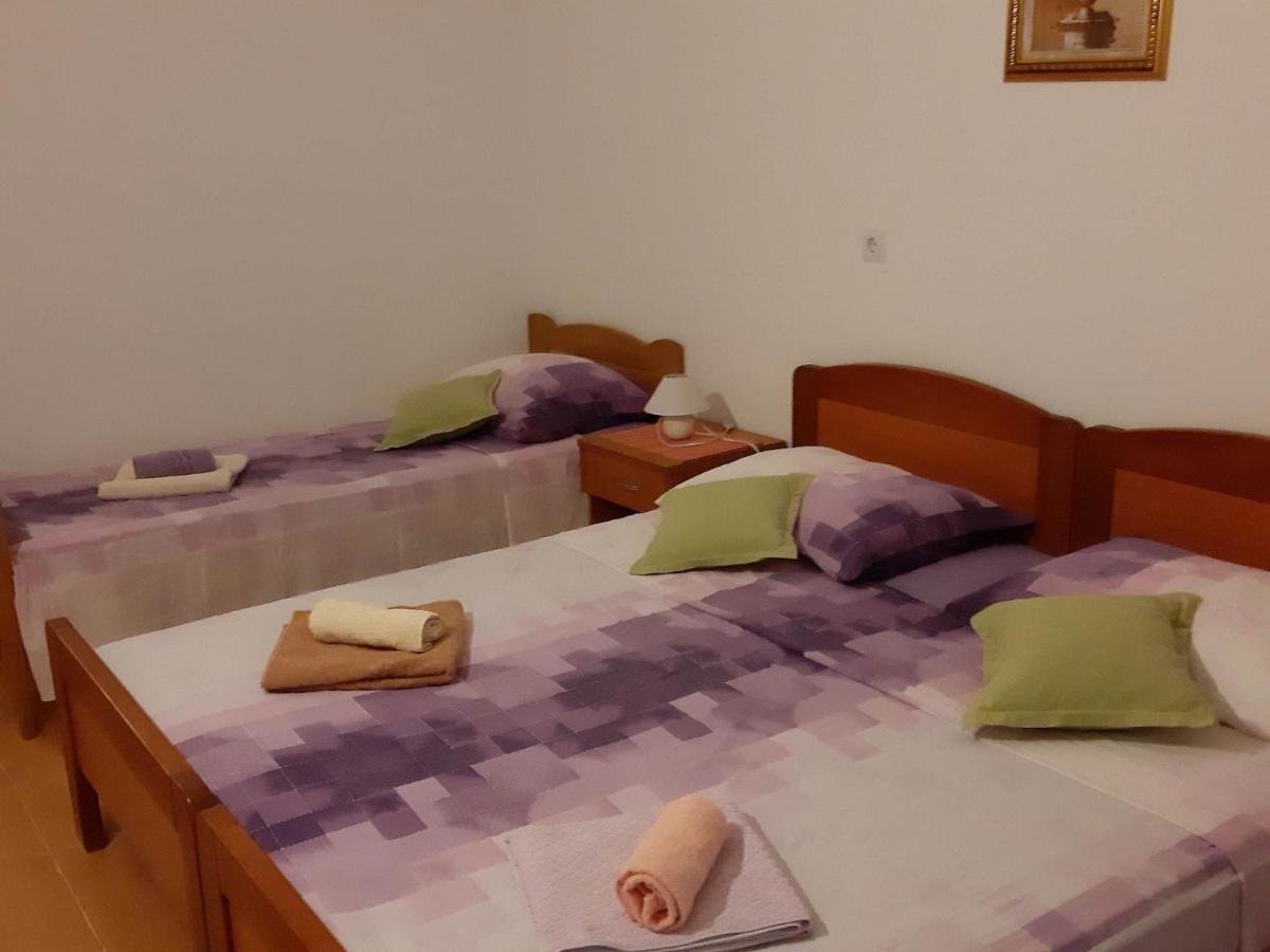 Apartments Franka Саплунара Екстериор снимка