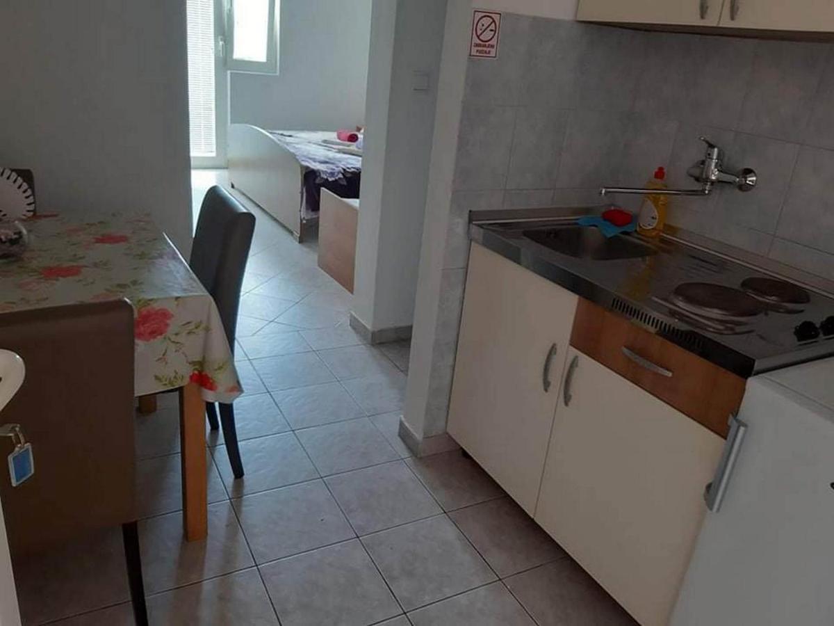 Apartments Franka Саплунара Екстериор снимка